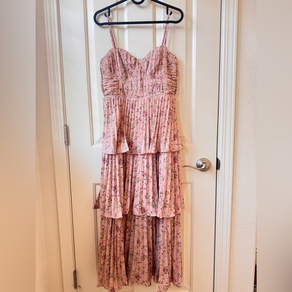 Lulu's Cascading Floral Midi Tiered spaghetti strap Floral Dress Small - Picture 3 of 14